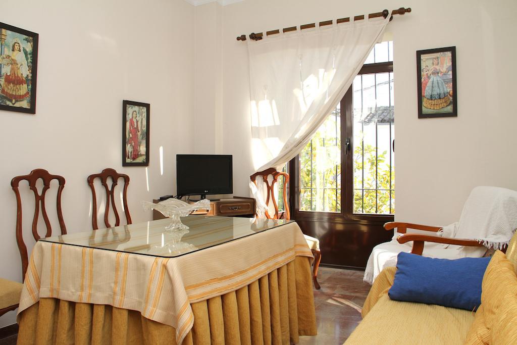 Chacon Apartment Prado Del Rey Bilik gambar